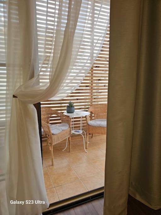 Novi'S Luxury Apartment 2 Gjirokaster Bagian luar foto